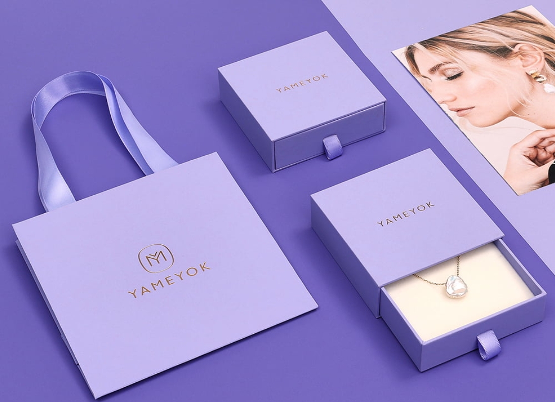 The difference between jewelry packaging design and gift packaging design