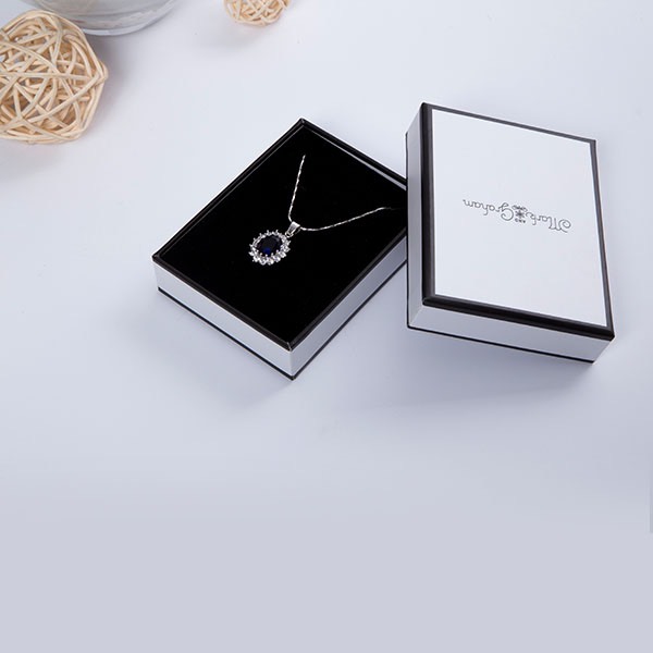 Mother’s Day gifts: jewellery cases & boxes