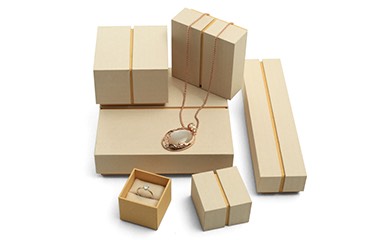 What are the Different Types of Heirloom Jewelry Box?