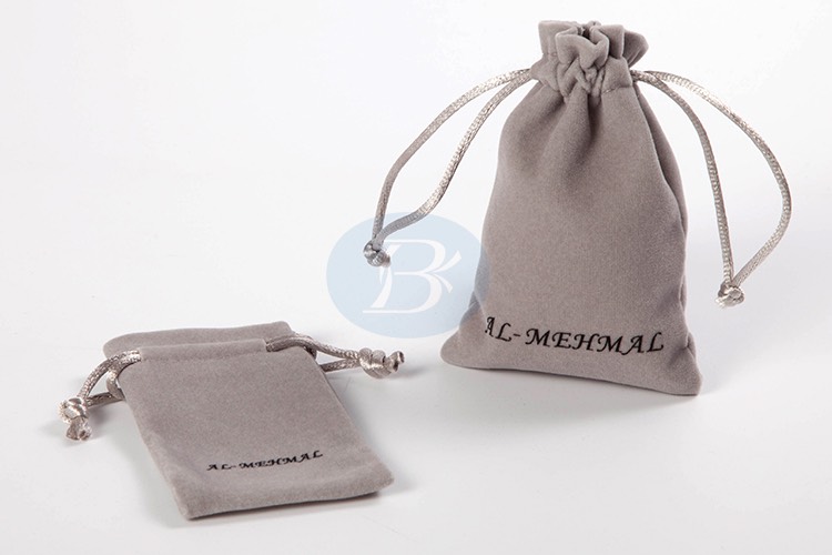 wholesale velvet plain drawstring bag