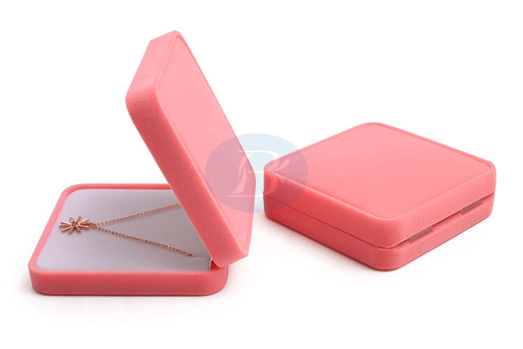 customized pink pendant jewelry box factory