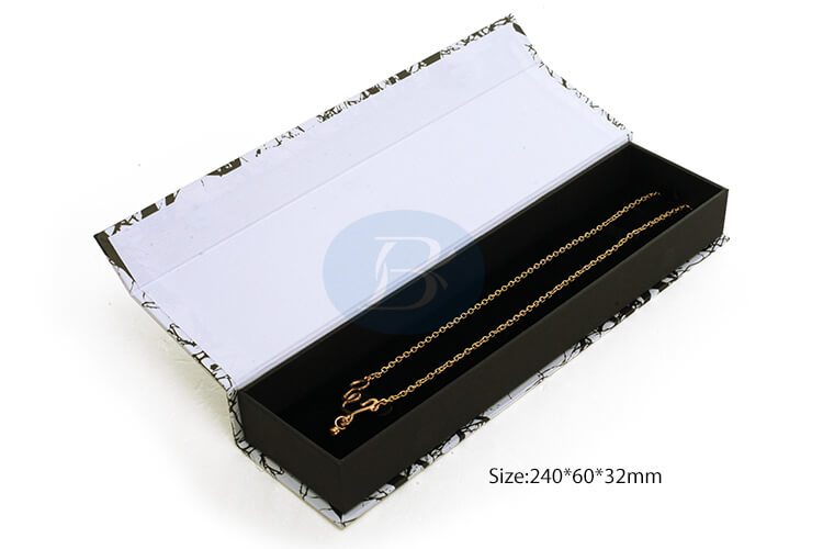 customized luxury design necklace boxes factory