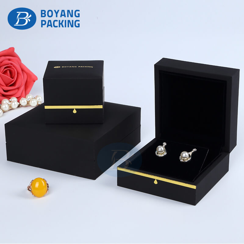 velvet jewelry boxes wholesale,jewellery box manufacturers Jewelry box