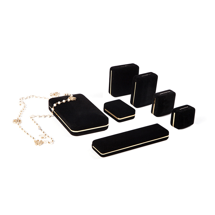 Black iron necklace custom jewelry gift box