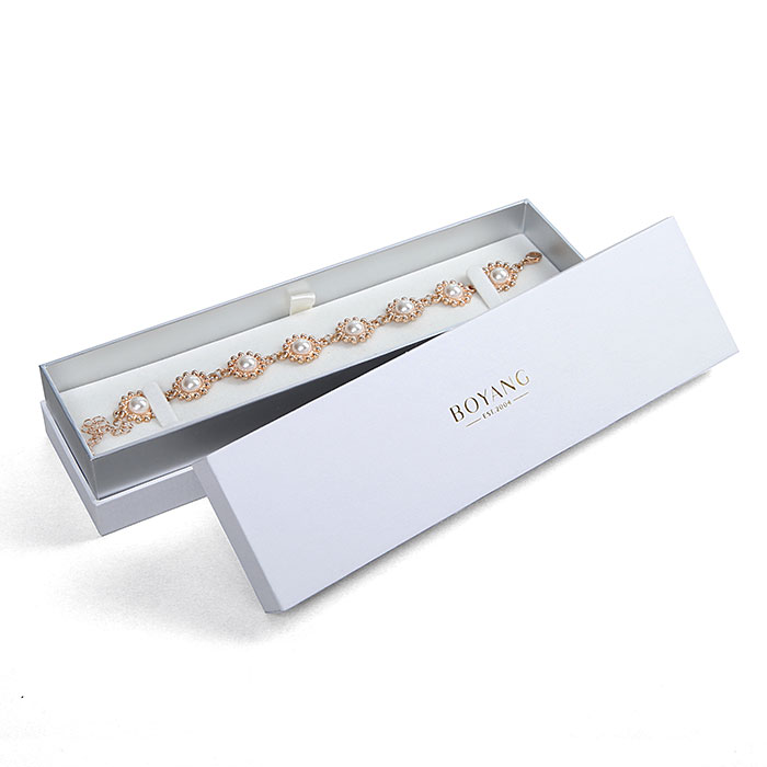 Custom luxury jewelry box packaging