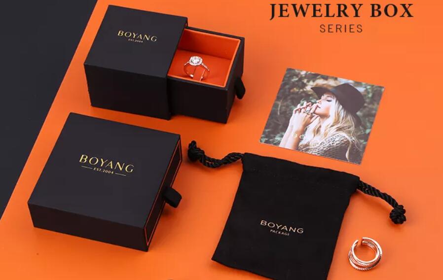 customizing high-end jewelry packaging boxes