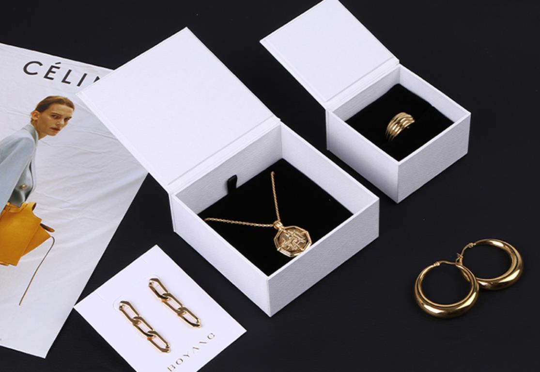 What types of jewelry packaging boxes are there?