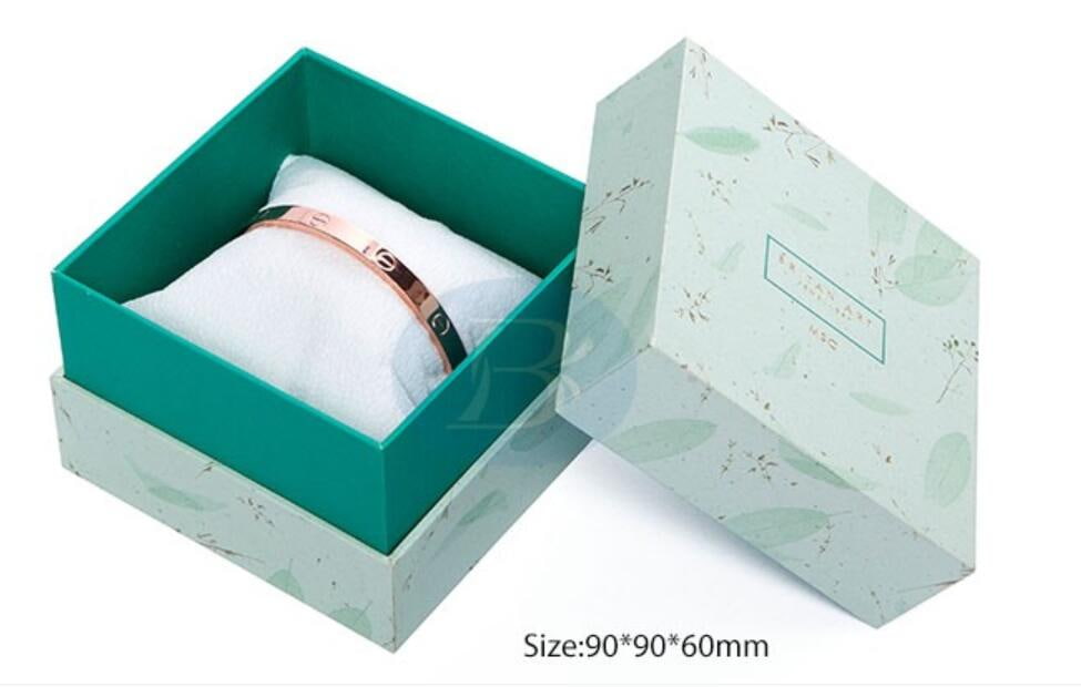 Custom bracelet boxes,