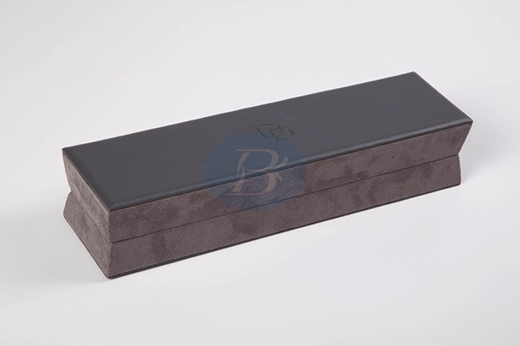 wide jewelry necklace box