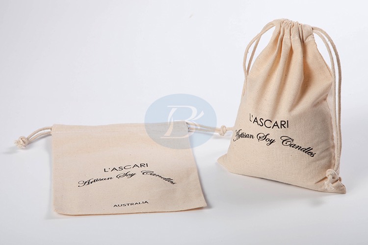Customize the cotton jewelry pouches to protect your jewelry
