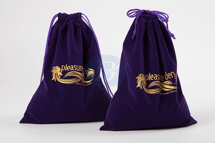 custom velvet pouch for jewelry