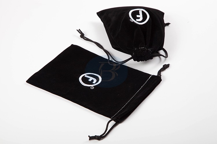 Customized velvet drawstring gift bag