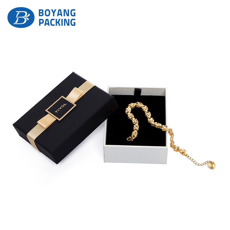 customized jewelry packaging