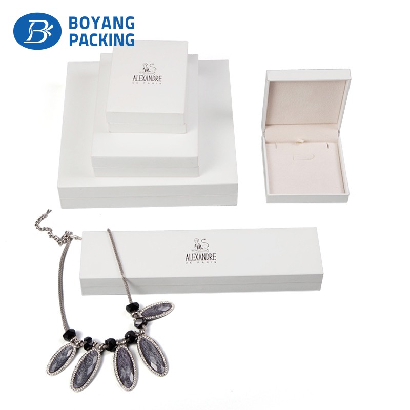 White plastic jewellery box with price