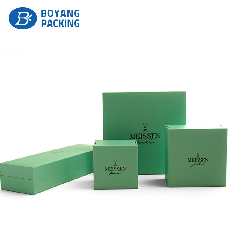 Luxury logo customized plastic watch box factory