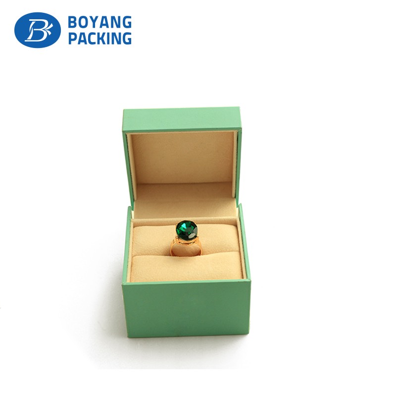 plastic jewellery box