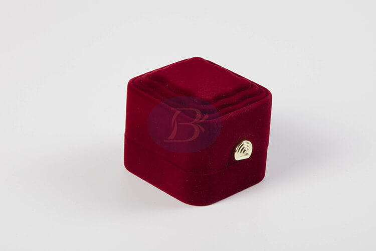 customized velvet jewelry box