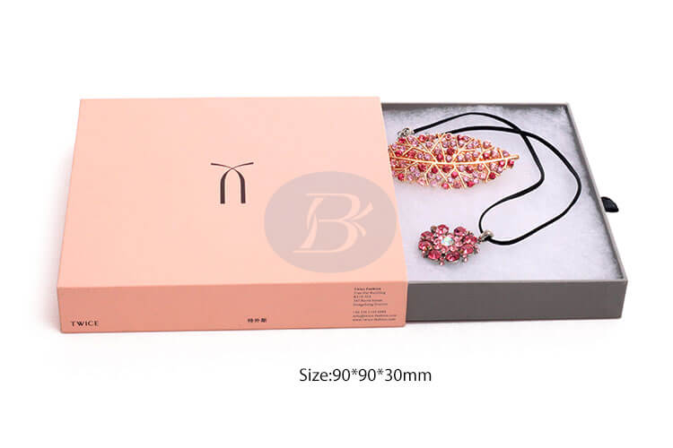 Custom beautiful jewelry boxes
