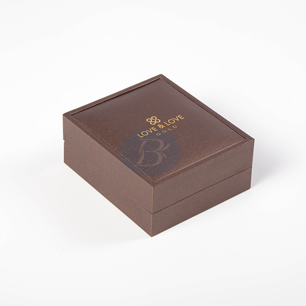 Do you know the bronzing craft of stylish jewelry box?