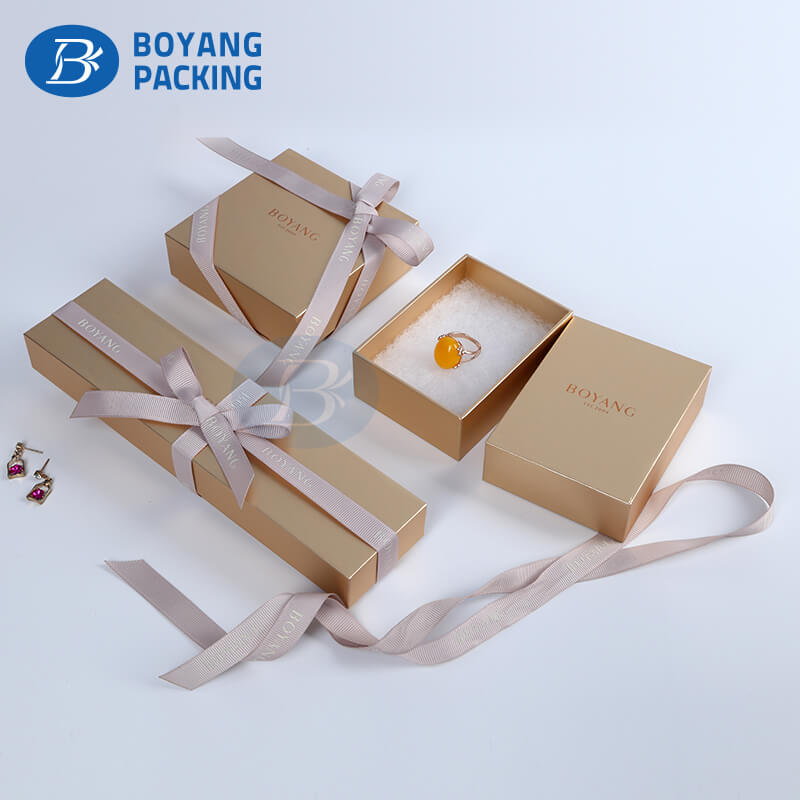 custom gift box