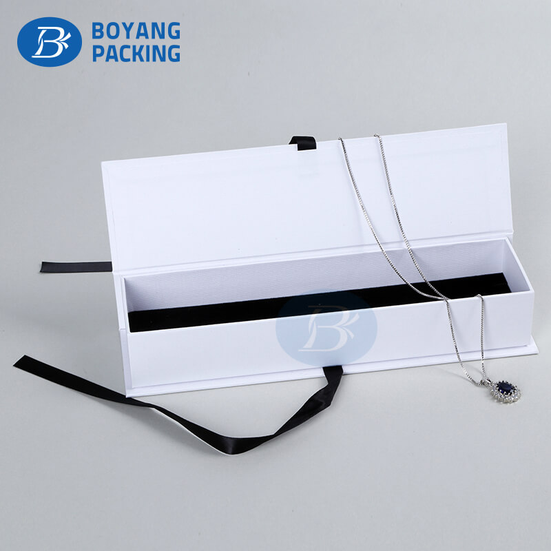 white necklace box wholesale