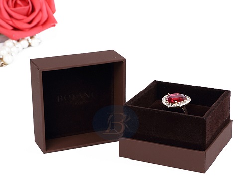 Jewelry packaging design can improve the brand image