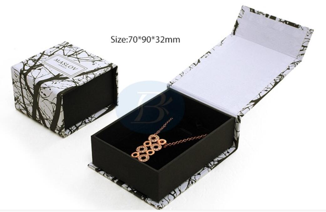 How to enhance brand value through jewelry packaging design?