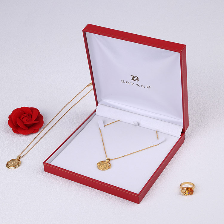 Custom wholesale packaging red luxury necklace gift box with logo