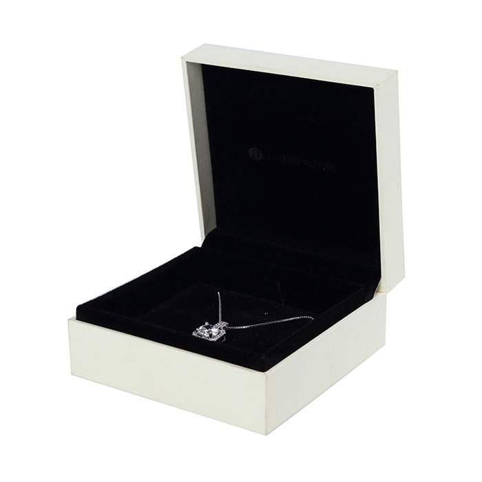 Small jewellery box manufacturers
