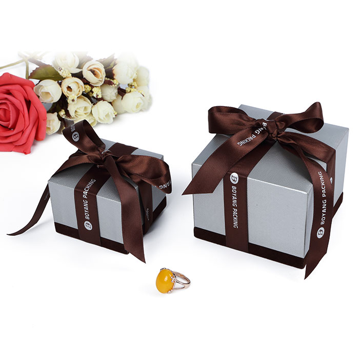 Custom luxury jewellery packaging wholesale