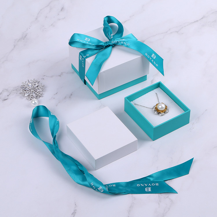 High quality square custom necklace gift paper box packaging with ribbon
