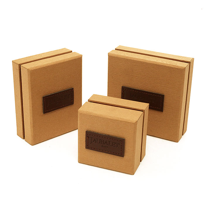 Custom men retro style paper jewelry box factory