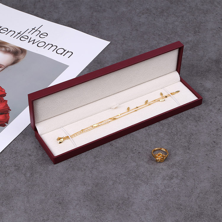 custom personalised necklace box