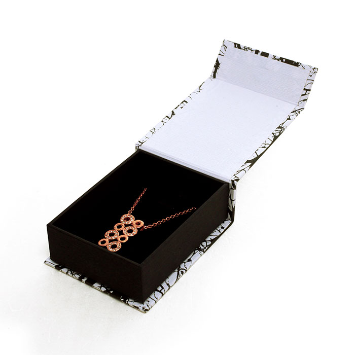 customized luxury design necklace boxes