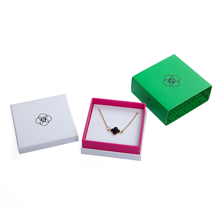 custom velvet jewelry gift boxes