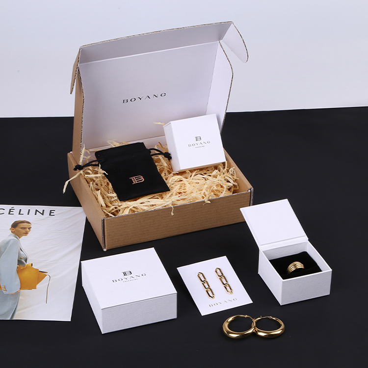 custom jewelry packaging