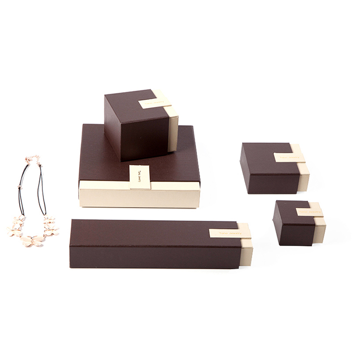 Custom unique paper jewelry boxes