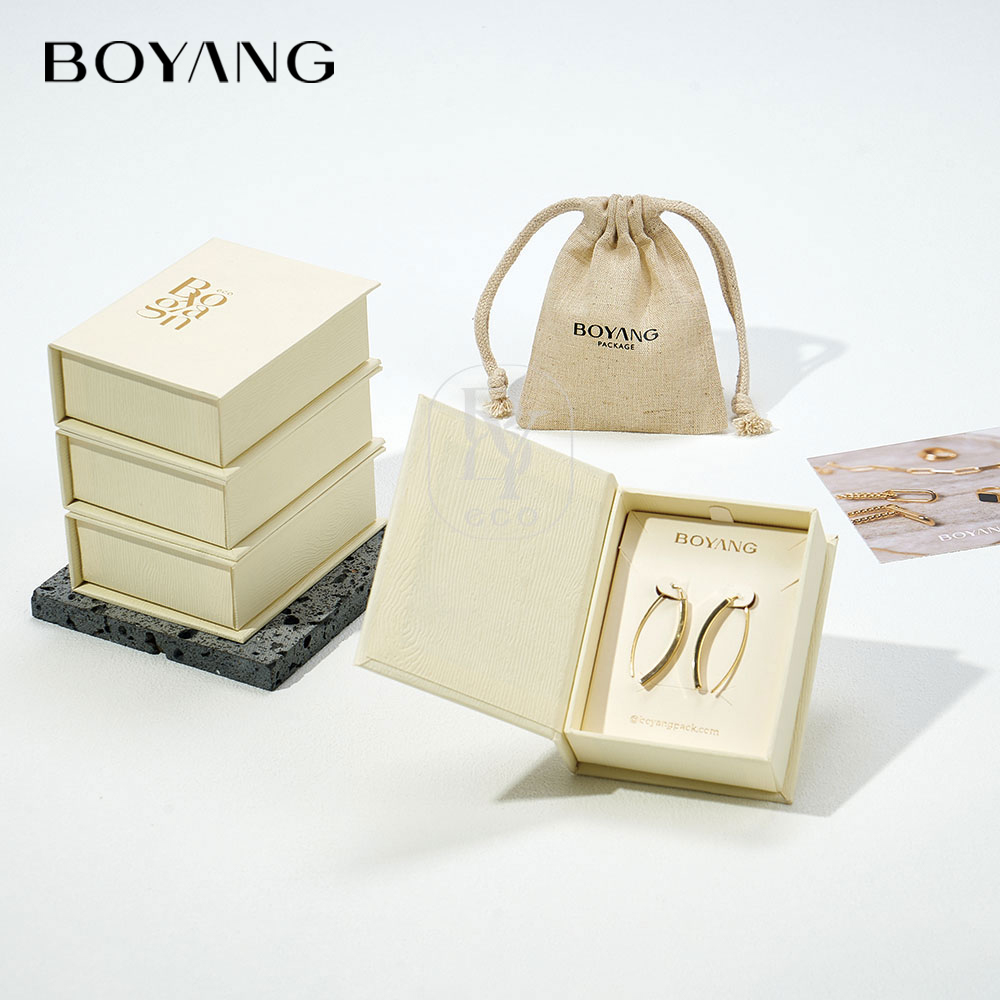 Custom Recyclable Paper Jewelry Gift Boxes