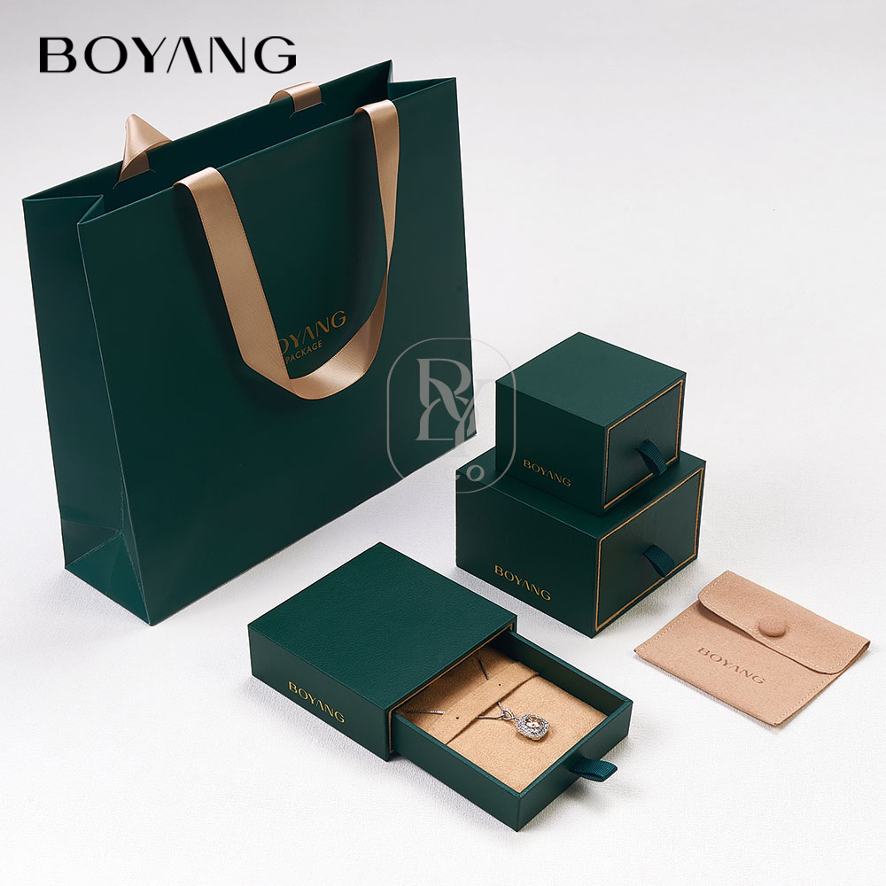 Luxury jewelry packaging