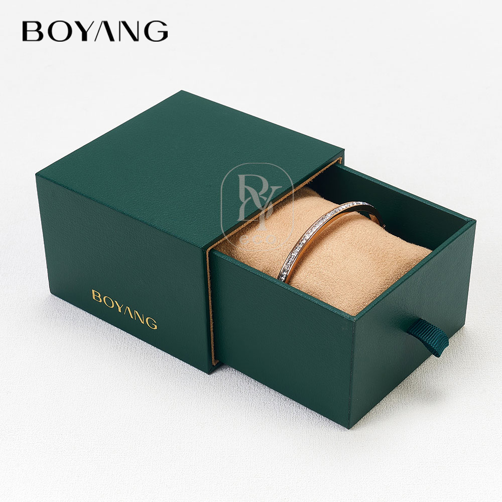 Luxury jewelry packaging