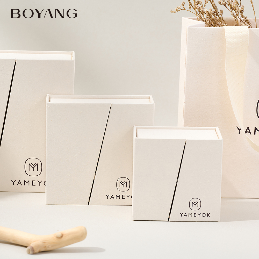 custom jewelry packaging