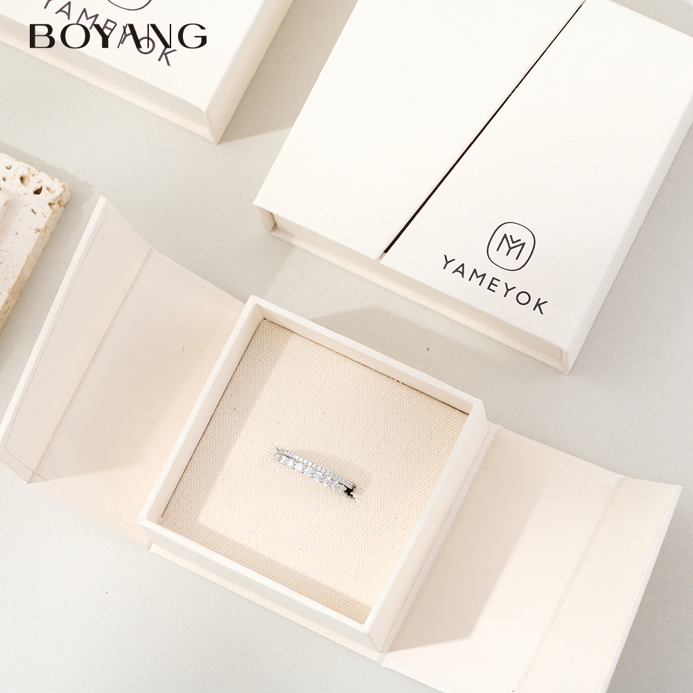 custom jewelry packaging