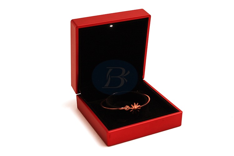 custom gift box for jewelry