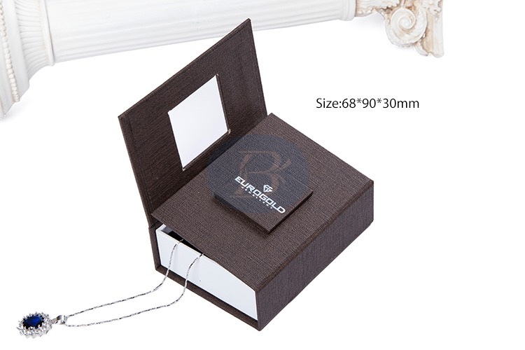 Custom pretty jewellery box