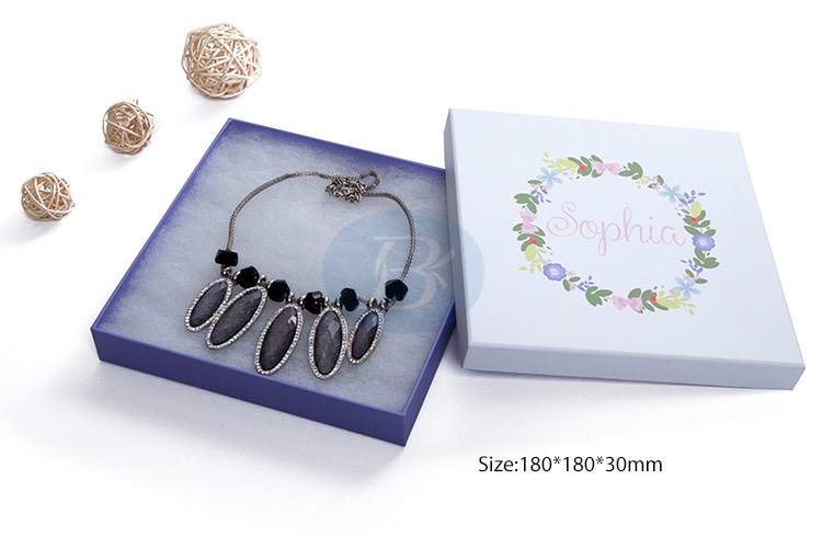 custom jewelry present box