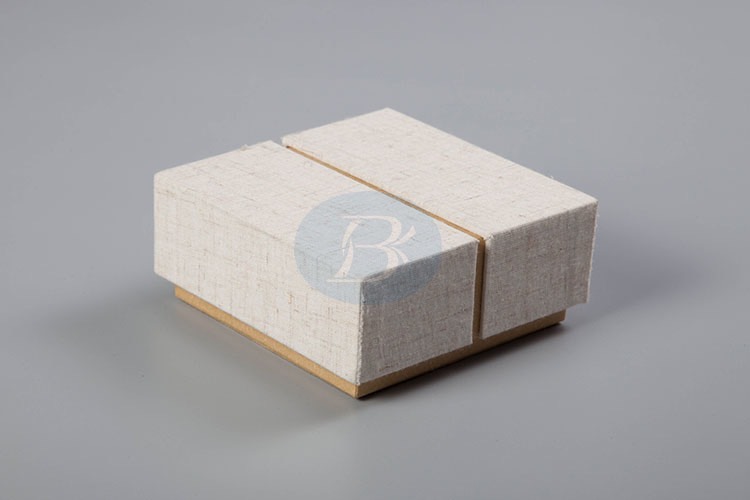 Custom jewelry packaging, custom jewelry box manufacturer
