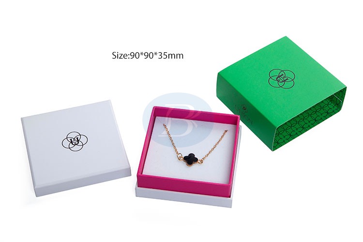 Custom printed jewelery gift packaging