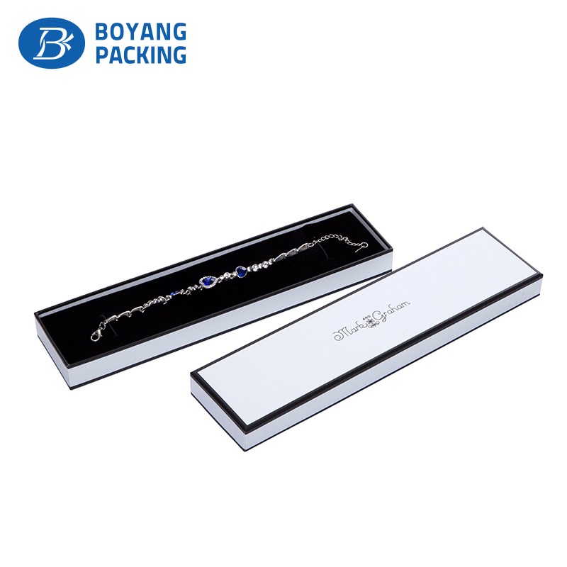 White paper jewellery presentation boxes