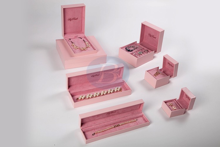 wholesale pink plastic jewellery box set