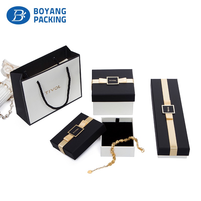 Delicate and environmentally friendly paper jewelry boxes wholesale